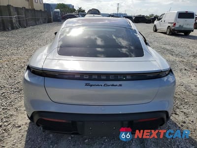 Zdjęcie 6 z 13 samochodu: 2021 PORSCHE TAYCAN TURBO VIN:WP0AC2Y13MSA62638 - miniatura