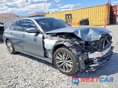 Czwarte zdjęcie samochodu z boku: 2023 BMW 330XI VIN:3MW89FF04P8D54555 - miniatura