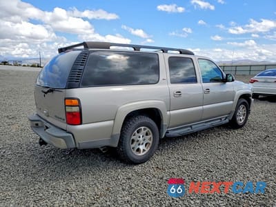Trzecie zdjęcie samochodu z tyłu: 2005 CHEVROLET SUBURBAN C1500 VIN:3GNEC16ZX5G173611 - miniatura