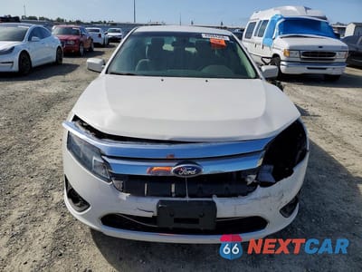 Piąte zdjęcie samochodu w środku: 2011 FORD FUSION SE VIN:3FAHP0HG8BR322376 - miniatura
