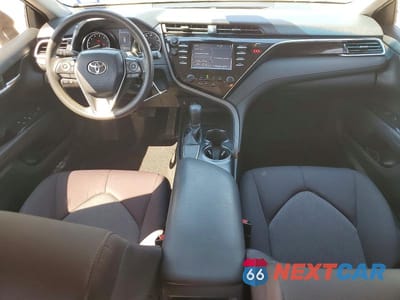 Zdjęcie 8 z 12 samochodu: 2018 TOYOTA CAMRY LE VIN:4T1B11HK0JU514339 - miniatura