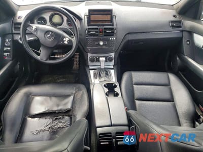 Zdjęcie 8 z 11 samochodu: 2008 MERCEDES-BENZ C 300 4MATIC VIN:WDDGF81XX8F107319 - miniatura