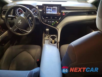 Zdjęcie 8 z 12 samochodu: 2022 TOYOTA CAMRY LE VIN:4T1C11AK2NU632249 - miniatura