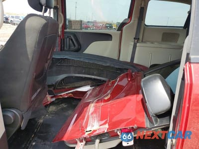 Zdjęcie 11 z 14 samochodu: 2015 DODGE GRAND CARAVAN SE VIN:2C4RDGBG6FR606268 - miniatura