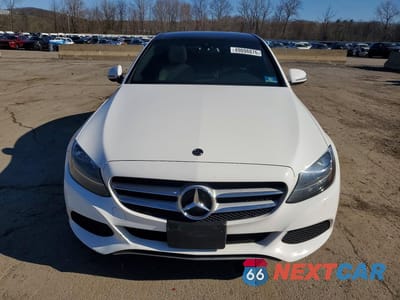 Piąte zdjęcie samochodu w środku: 2018 MERCEDES-BENZ C 300 4MATIC VIN:WDDWF4KB1JR391225 - miniatura