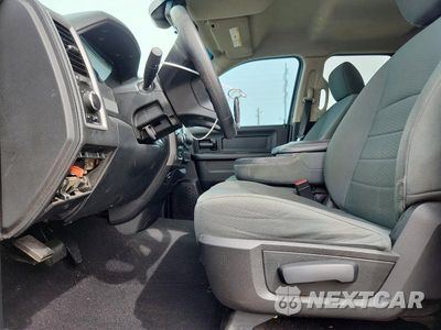 Zdjęcie 7 z 13 samochodu: 2016 RAM 1500 ST VIN:1C6RR7FG5GS374443 - miniatura