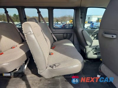 Zdjęcie 10 z 13 samochodu: 2023 CHEVROLET EXPRESS G3500 LS VIN:1GAZGNFP3P1194721 - miniatura