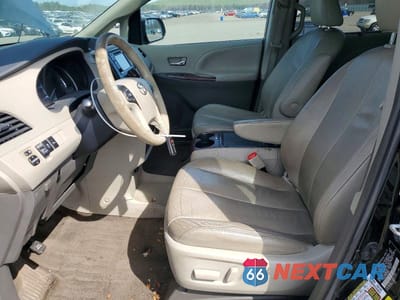 Zdjęcie 7 z 12 samochodu: 2013 TOYOTA SIENNA XLE 8-PASSENGER VIN:5TDYK3DC8DS370537 - miniatura