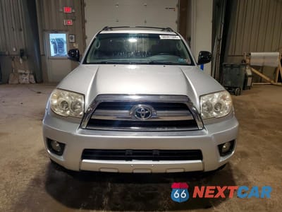 Piąte zdjęcie samochodu w środku: 2007 TOYOTA 4RUNNER SR5 VIN:JTEBU14R178080914 - miniatura