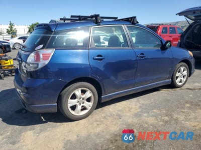 Trzecie zdjęcie samochodu z tyłu: 2006 TOYOTA COROLLA MATRIX XR VIN:2T1KR30E46C570111 - miniatura