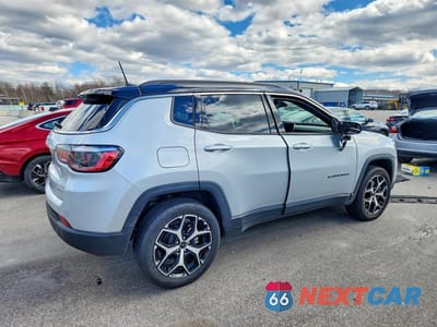 Trzecie zdjęcie samochodu z tyłu: 2025 JEEP COMPASS LIMITED VIN:3C4NJDCN6ST565649 - miniatura