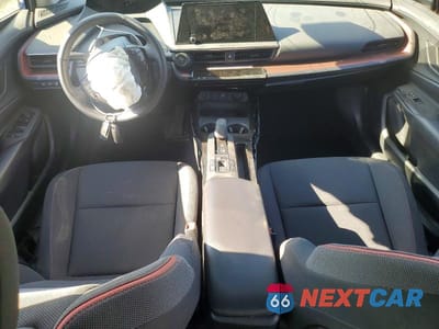 Zdjęcie 8 z 13 samochodu: 2024 TOYOTA PRIUS PRIME SE VIN:JTDACACU0R3030868 - miniatura