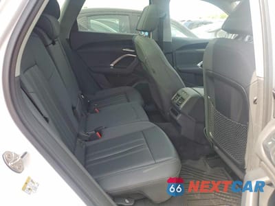 Zdjęcie 10 z 12 samochodu: 2025 AUDI Q5 PREMIUM VIN:WA11AAGU0S2069806 - miniatura