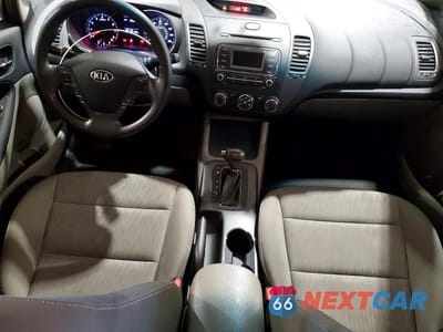 Zdjęcie 8 z 12 samochodu: 2015 KIA FORTE LX VIN:KNAFK4A69F5323874 - miniatura