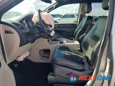 Zdjęcie 7 z 13 samochodu: 2019 DODGE GRAND CARAVAN SXT VIN:2C4RDGCG9KR518226 - miniatura