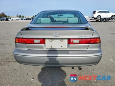 Zdjęcie 6 z 11 samochodu: 1998 TOYOTA CAMRY LE V6 VIN:4T1BF28K8WU061893 - miniatura