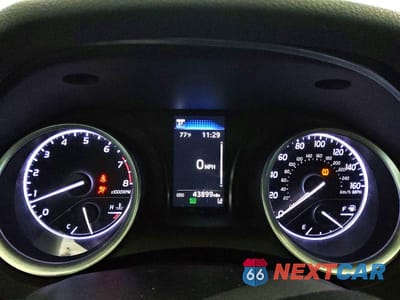 Zdjęcie 9 z 11 samochodu: 2022 TOYOTA CAMRY LE VIN:4T1C11AK6NU656831 - miniatura