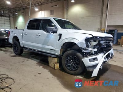 Czwarte zdjęcie samochodu z boku: 2025 FORD F150 XLT VIN:1FTFW3LD6SFA07737 - miniatura