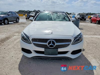 Piąte zdjęcie samochodu w środku: 2018 MERCEDES-BENZ C 300 4MATIC VIN:WDDWJ4KB7JF627005 - miniatura