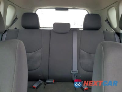 Zdjęcie 10 z 13 samochodu: 2012 KIA SOUL BASE VIN:KNDJT2A51C7449894 - miniatura