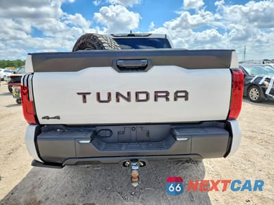 Zdjęcie 6 z 11 samochodu: 2025 TOYOTA TUNDRA SR5 VIN:5TFLA5DB5SX290720 - miniatura