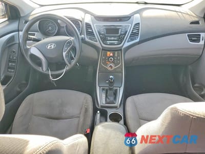 Zdjęcie 8 z 12 samochodu: 2016 HYUNDAI ELANTRA SE VIN:5NPDH4AE9GH773199 - miniatura