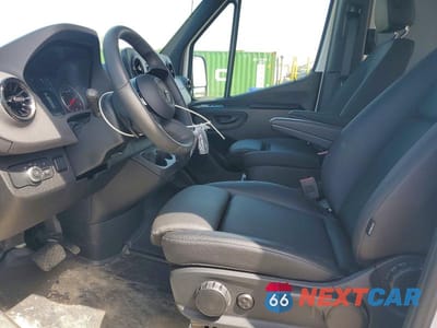 Zdjęcie 7 z 13 samochodu: 2026 MERCEDES BENZ SPRINTER 2500 DELIVERY VAN VIN:W1Y4KBHY7TT606136 - miniatura
