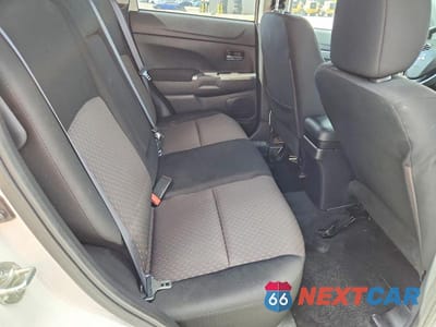 Zdjęcie 10 z 12 samochodu: 2019 MITSUBISHI OUTLANDER SPORT ES VIN:JA4AP3AU5KU018986 - miniatura