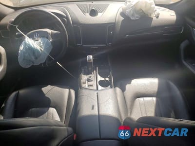 Zdjęcie 8 z 12 samochodu: 2020 MASERATI LEVANTE VIN:ZN661XUA5LX356795 - miniatura