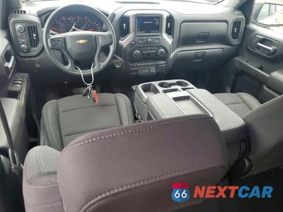 Zdjęcie 8 z 12 samochodu: 2024 CHEVROLET SILVERADO K1500 CUSTOM VIN:3GCPDBEK1RG185306 - miniatura