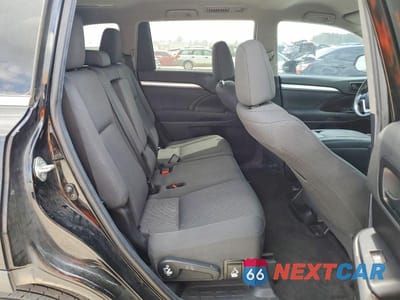 Zdjęcie 11 z 13 samochodu: 2019 TOYOTA HIGHLANDER LE VIN:5TDZARFH5KS055551 - miniatura