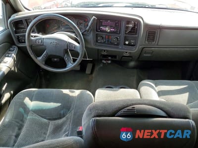 Zdjęcie 8 z 12 samochodu: 2004 CHEVROLET SILVERADO K1500 VIN:2GCEK19T641306522 - miniatura