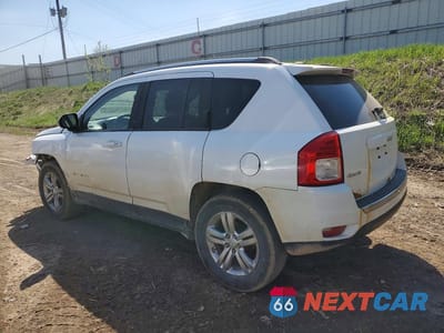 Drugie zdjęcie samochodu z przodu: 2013 JEEP COMPASS LIMITED VIN:1C4NJDCB2DD245615 - miniatura