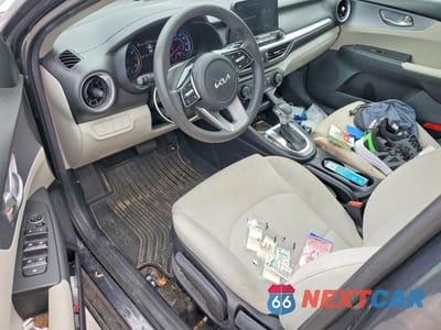 Zdjęcie 8 z 13 samochodu: 2022 KIA FORTE LXS VIN:3KPF24AD8NE464889 - miniatura