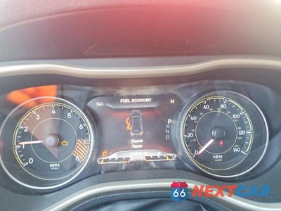 Zdjęcie 9 z 13 samochodu: 2014 JEEP CHEROKEE LIMITED VIN:1C4PJMDS1EW243402 - miniatura