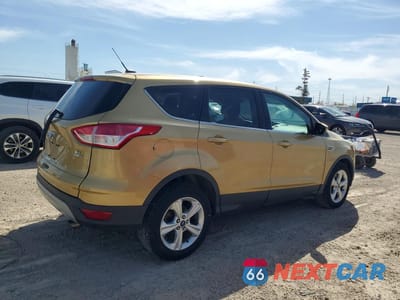 Trzecie zdjęcie samochodu z tyłu: 2015 FORD ESCAPE SE VIN:1FMCU9GX5FUA18855 - miniatura