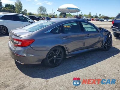 Trzecie zdjęcie samochodu z tyłu: 2018 HONDA ACCORD SPORT VIN:1HGCV1F32JA234899 - miniatura