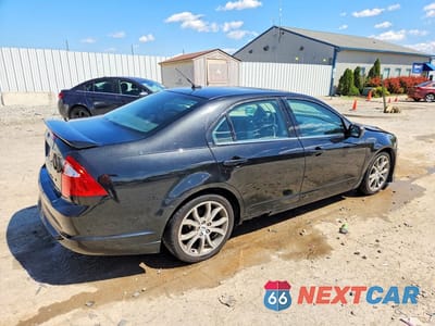 Trzecie zdjęcie samochodu z tyłu: 2011 FORD FUSION SE VIN:3FAHP0HG5BR260824 - miniatura