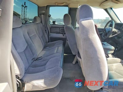 Zdjęcie 10 z 12 samochodu: 2005 GMC NEW SIERRA C1500 VIN:2GTEC19TX51311494 - miniatura