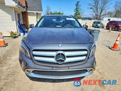 Piąte zdjęcie samochodu w środku: 2015 MERCEDES-BENZ GLA 250 4MATIC VIN:WDCTG4GB2FJ028953 - miniatura