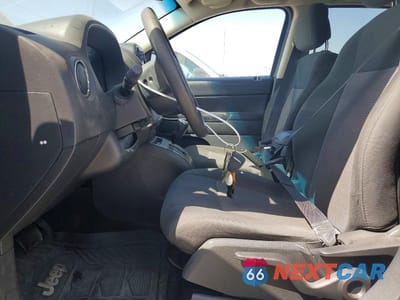 Zdjęcie 7 z 12 samochodu: 2013 JEEP COMPASS VIN:1C4NJDAB6DD240761 - miniatura