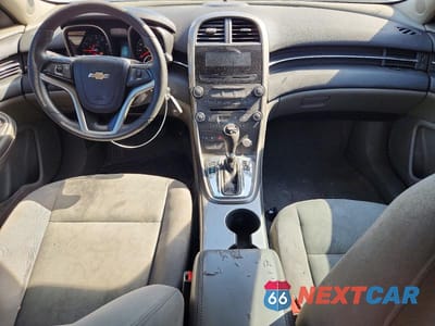 Zdjęcie 8 z 12 samochodu: 2013 CHEVROLET MALIBU LS VIN:1G11B5SA5DF294170 - miniatura