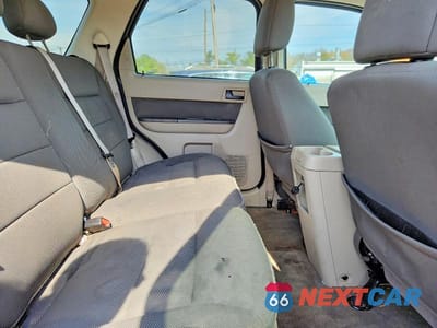 Zdjęcie 11 z 13 samochodu: 2009 FORD ESCAPE XLT VIN:1FMCU03G79KC03099 - miniatura