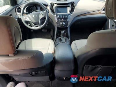 Zdjęcie 8 z 12 samochodu: 2017 HYUNDAI SANTA FE SPORT 2.4L VIN:5NMZU3LB9HH039398 - miniatura