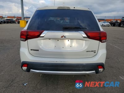 Zdjęcie 6 z 13 samochodu: 2018 MITSUBISHI OUTLANDER SE VIN:JA4AD3A30JZ009517 - miniatura
