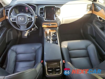 Zdjęcie 8 z 14 samochodu: 2025 VOLVO XC90 PLUS VIN:YV4062JE8S1321542 - miniatura