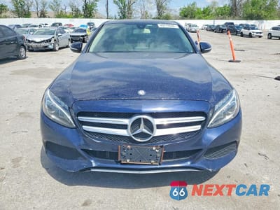 Piąte zdjęcie samochodu w środku: 2015 MERCEDES-BENZ C 300 4MATIC VIN:55SWF4KB4FU069281 - miniatura