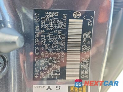 Zdjęcie 13 z 13 samochodu: 2018 TOYOTA PRIUS TWO VIN:JTDKBRFUXJ3585851 - miniatura