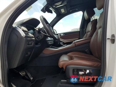 Zdjęcie 7 z 13 samochodu: 2019 BMW X5 XDRIVE40I VIN:5UXCR6C5XKLL02361 - miniatura
