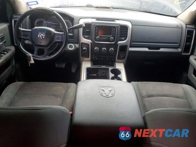 Zdjęcie 8 z 13 samochodu: 2014 RAM 2500 SLT VIN:3C6UR5DLXEG181630 - miniatura